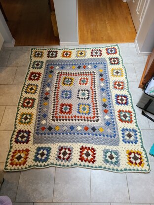 Farmhouse Granny Afghan & Pillow