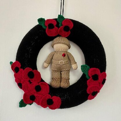 Remembrance Poppy Wreath & Figures