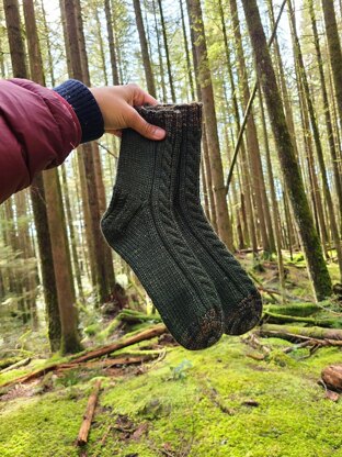 Spruce Cable Socks