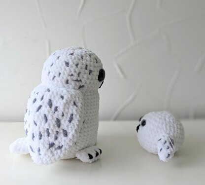 Snow Owls