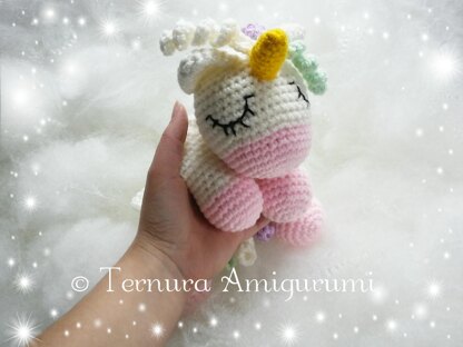 CUDDLY UNICORN crochet pattern