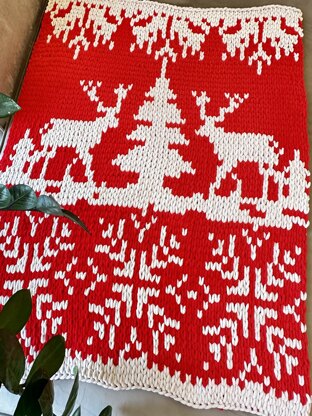 Deers by fir tree blanket pattern