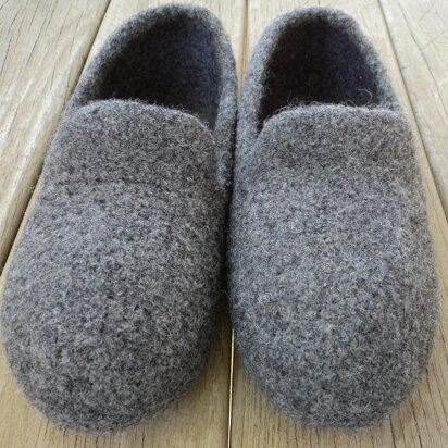 Big Guy's Loafer Slippers Felted Knit