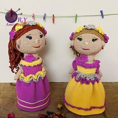 Amigurumi Lala bridesmaid dresses