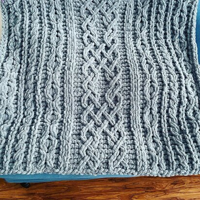Celtic Tower Cable Blanket