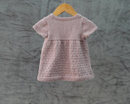 P162 Short Sleeved and Sleeveless Dress