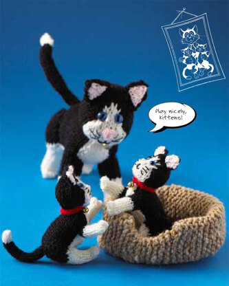 Knitted Cats and Kittens