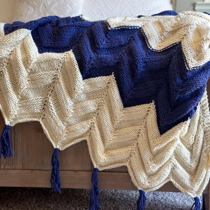 Easy Peasy Chevron Chunky Knit Throw