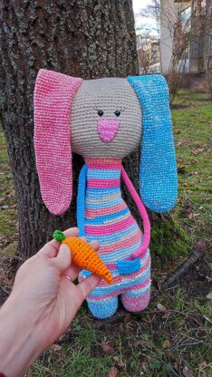 Scrap yarn Bunny