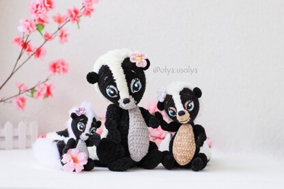 Skunk pattern + flower (PDF + 9 videos)