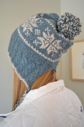 Split Back Snowflake Hat