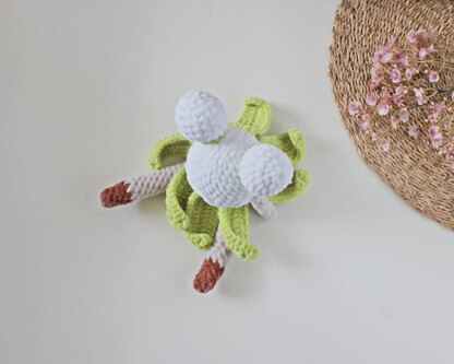 Carola, the crochet cauliflower plush fairy