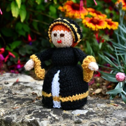 Katherine of Aragon Doll Knitting Pattern - Toy Knitting Pattern
