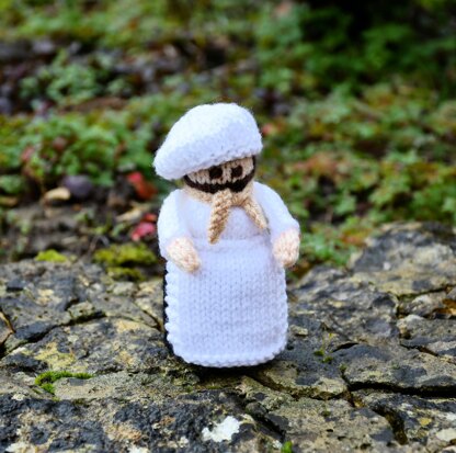 Victorian Baker Doll Knitting Pattern - Toy Knitting Pattern