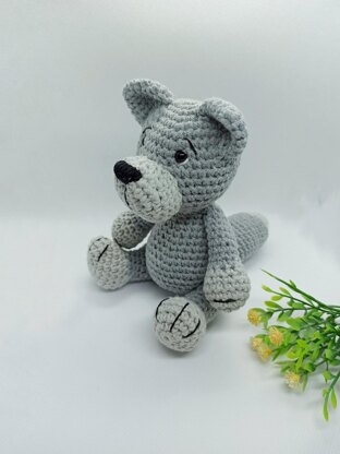 Crochet wolf amigurumi pattern