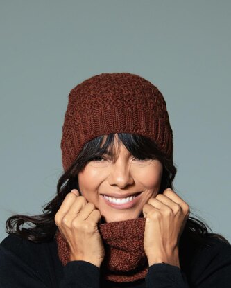 Decumani Hat & Cowl set