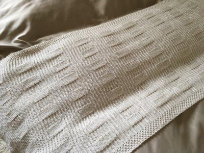 Linen bed/table runner