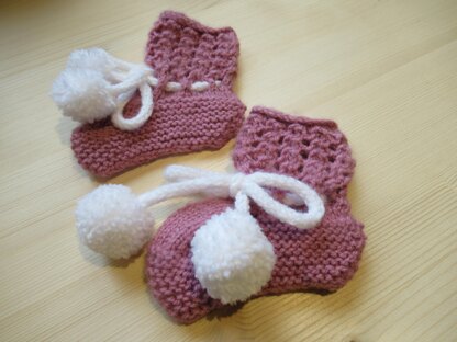 Baby Winter Lacy Top Bootees