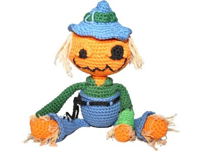 Scarekin (Pumpkin Scarecrow) - Amigurumi