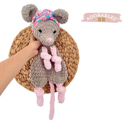Monique Mouse Snuggler