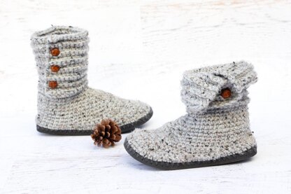 Crochet slipper boots hot sale with soles