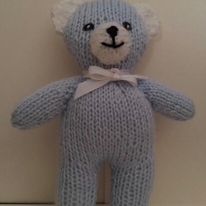 Small Teddy - knitting pattern