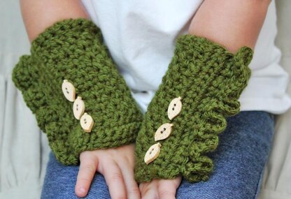 The Juniper Wrist Warmers