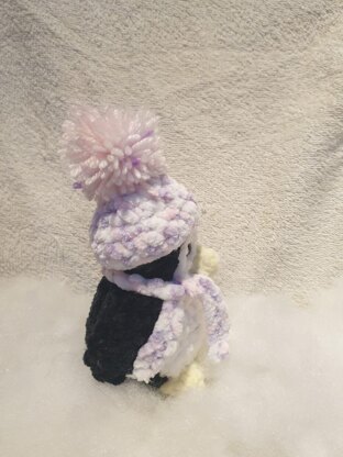 Crochet penguin with hat and scarf