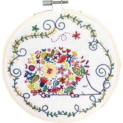 Un Chat Dans L'Aiguilles Gaston le Hérisson Printed Embroidery Kit