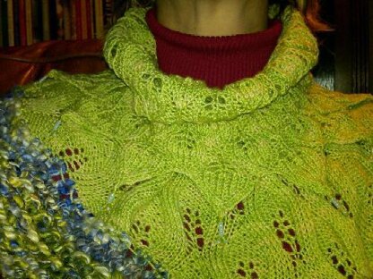 Homespun Leaf Cowl