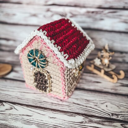 Gingerbread house basket