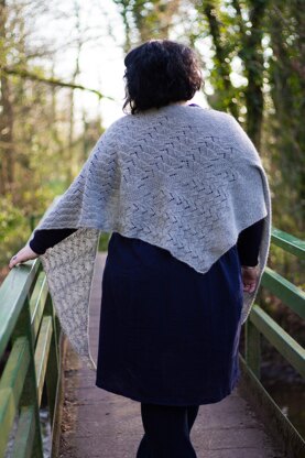 Essie shawl