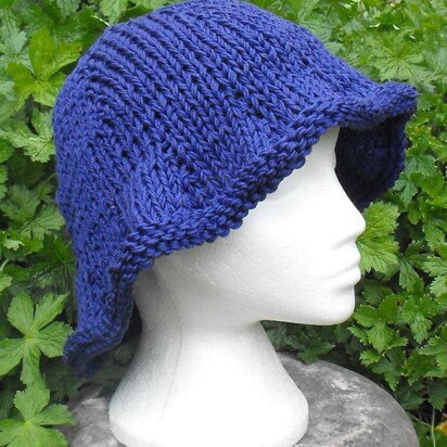 SUPERFAST BIG FLOPPY HAT KNITTING PATTERN - MADMONKEYKNITS