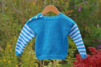 P19 White Cat Motif Jumper