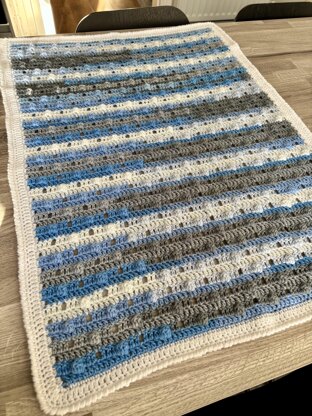 Dotty about Bobbles! Aran Blanket