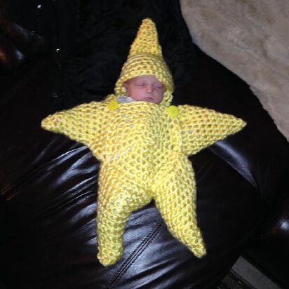 Bathtime Baby Star Cocoon