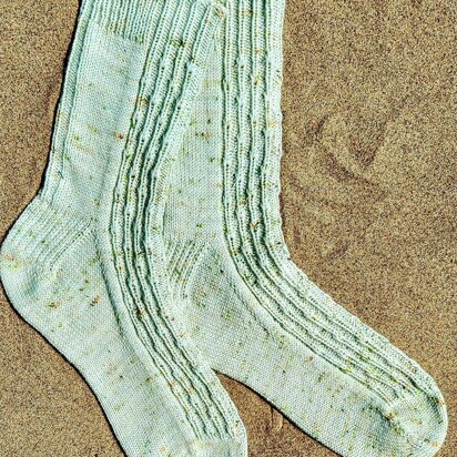 Dune Grass Socks - knitting pattern