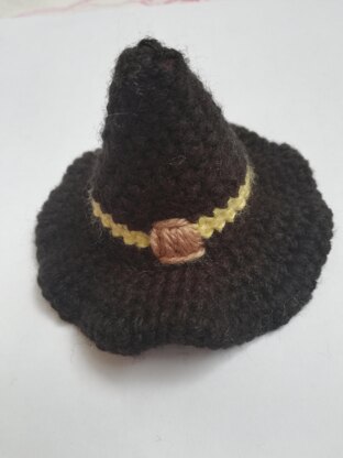 Crochet witch hat