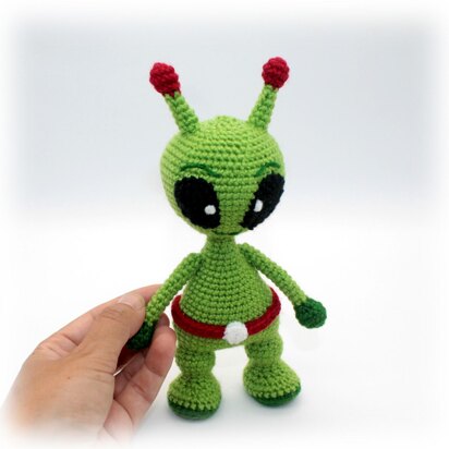 Green Alien Crochet Pattern