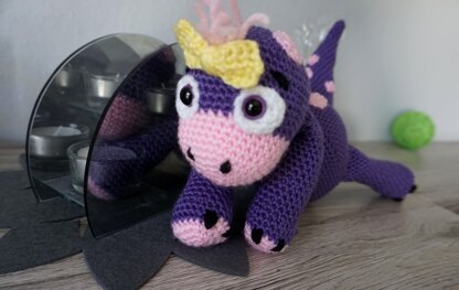 Amigurumi Häkelanleitung für Dino Leila