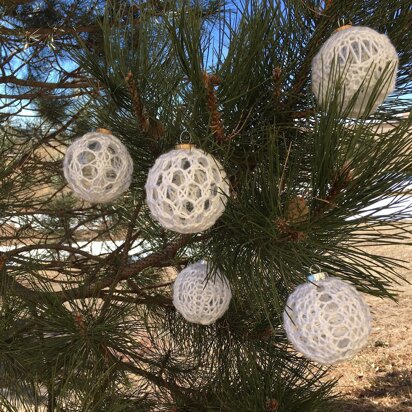 5 Christmas Ornament Covers