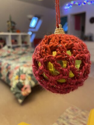 Christmas Bauble Makeover