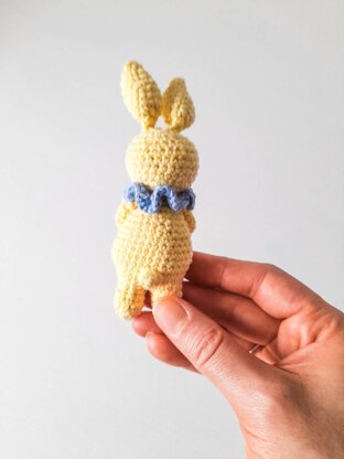 Little Chamomile the Easter Bunny