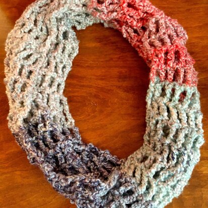 Cardinal Chunky Cowl Crochet Pattern