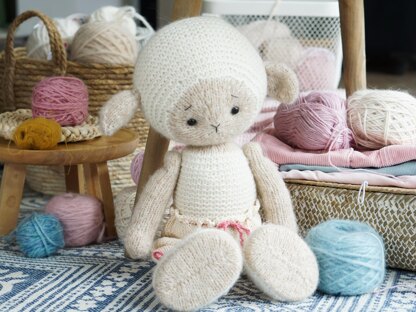 Knitting Milky The Lamb toy