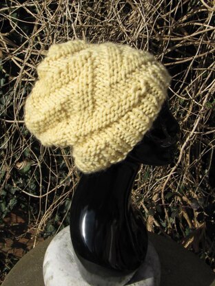 Superfast Zig Zag Slouch Hat