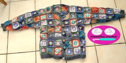 Infinite granny square cardi