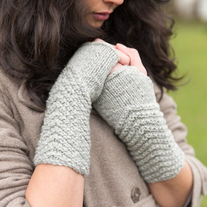 Chevron Fingerless Gloves in Imperial Yarn Erin - PC35 - Downloadable PDF