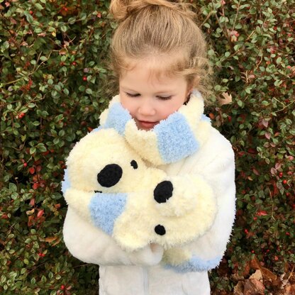 Polar Bear Pocket Scarf