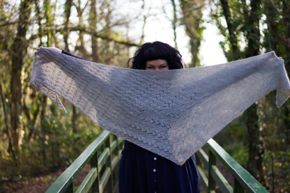 Essie shawl